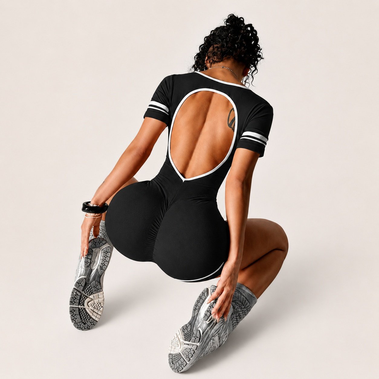 Enterito Push Up Corto Espalda Descubierta con Rayas Manga Corta Negro - Imagen 7